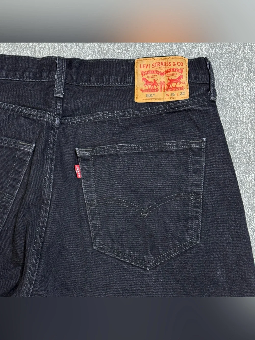 Levis 501 Jeans Men’s 34x30 Black Button Fly Grunge Straight Leg Jeans 5 Pocket
